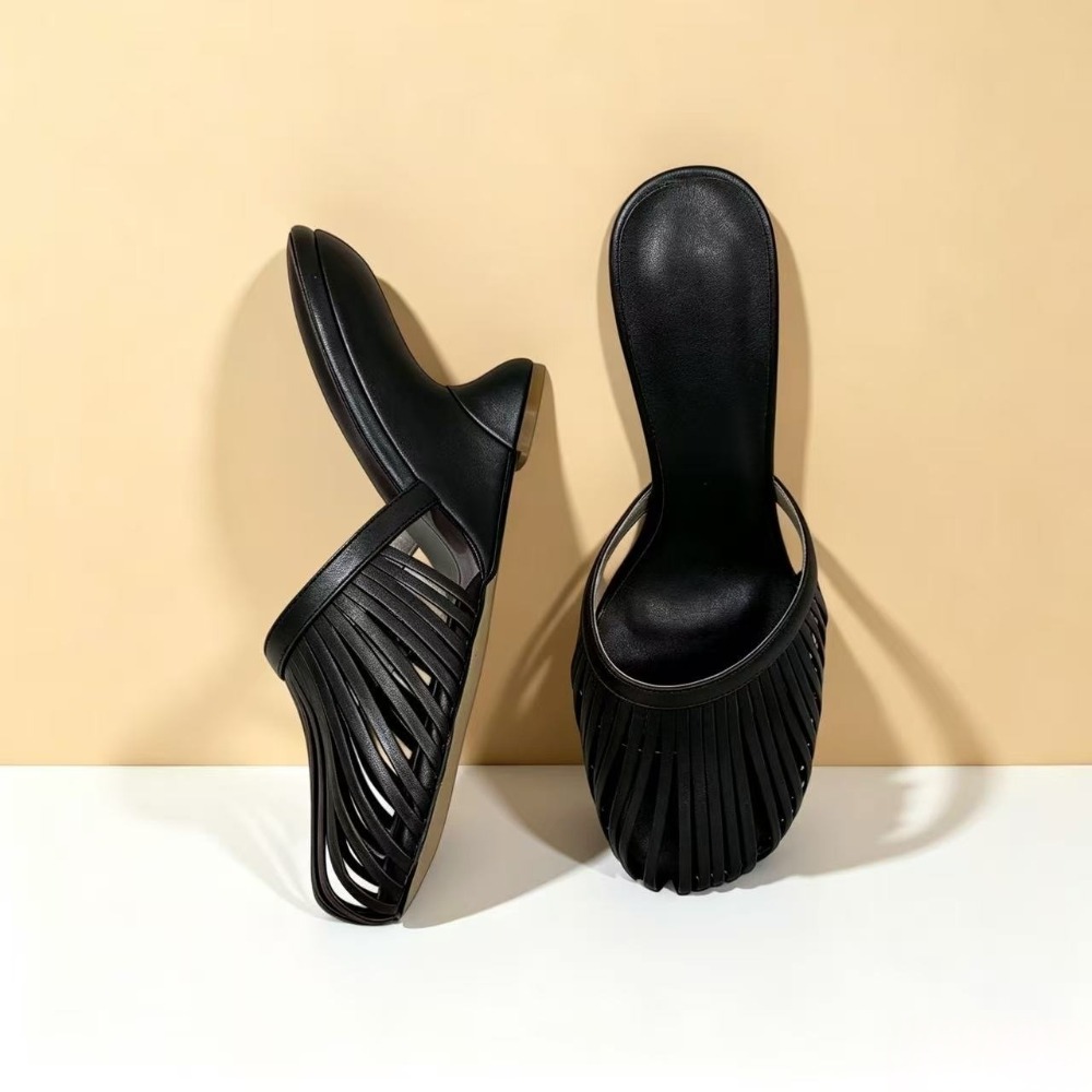 2026년 여름 여성용 메탈릭 스트랩 컷아웃 웨지힐 뮬 - Metallic Heel Sandal 리뷰 및 가격