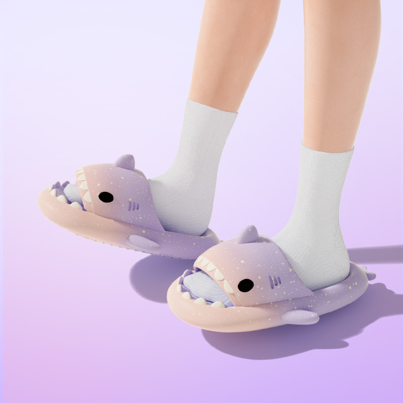 여성을위한 귀여운 만화 상어 슬리퍼 남성 그라디언트 색 - Women'S Shoes To Men'S 리뷰 및 가격